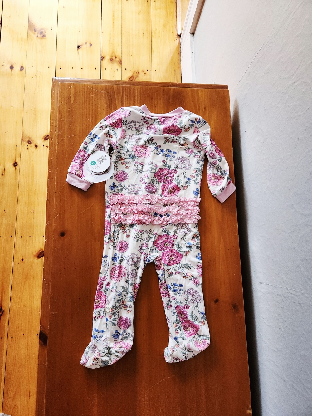 NWT Milkberry 6-9m Bamboo Floral Ruffle Butt Footie - Picture 3 of 6